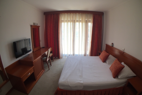 Hotel Millennium (Tushemisht)